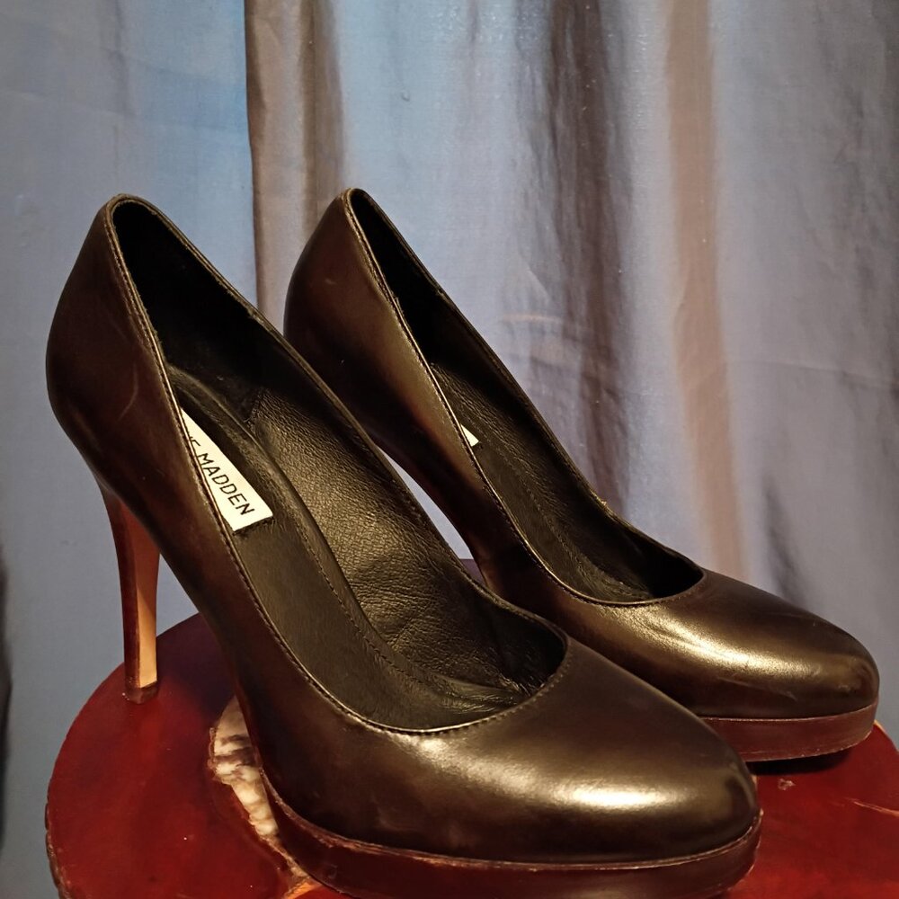Steve Madden Risque Brown Leather Women's Platform Heels Size 7M 4" Heel